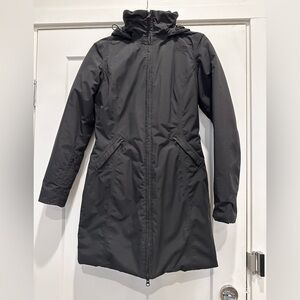 The North Face Women's Black Hooded Omni Heat Parka XS